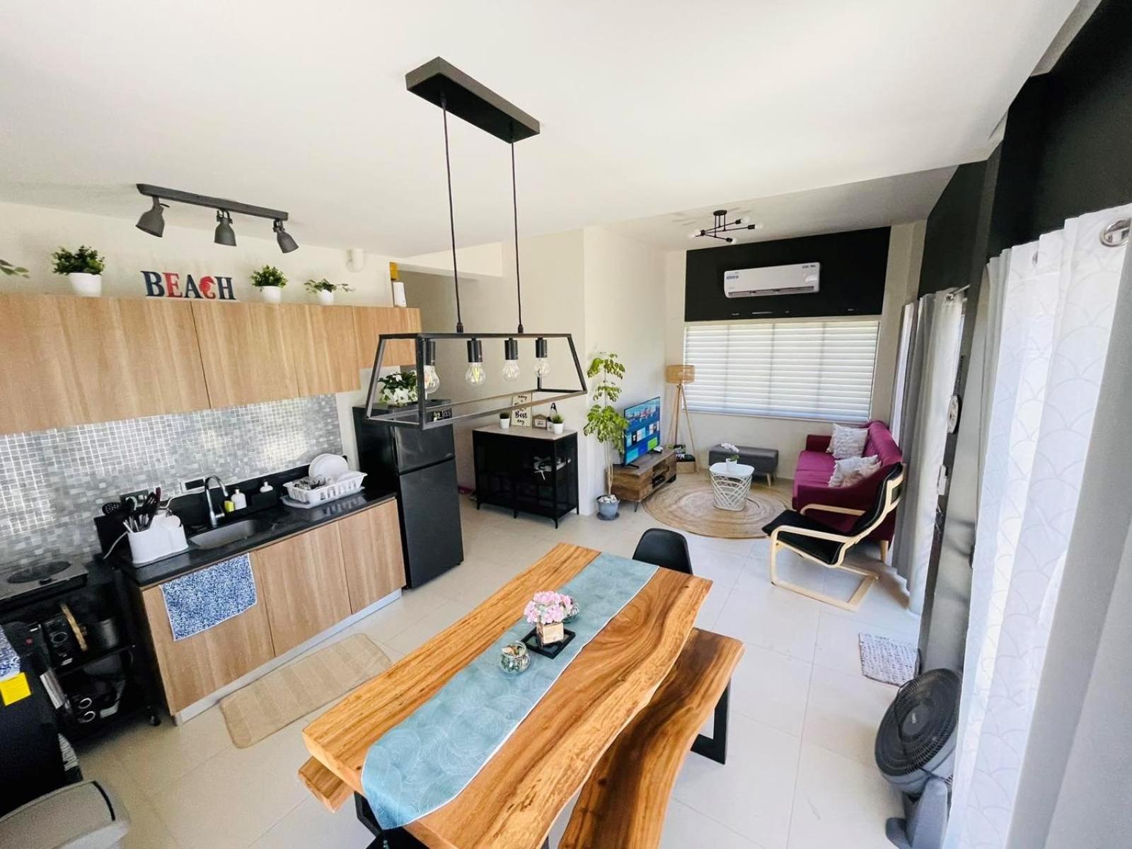 Seafront Residences Vacation Getaway 산 후안 외부 사진