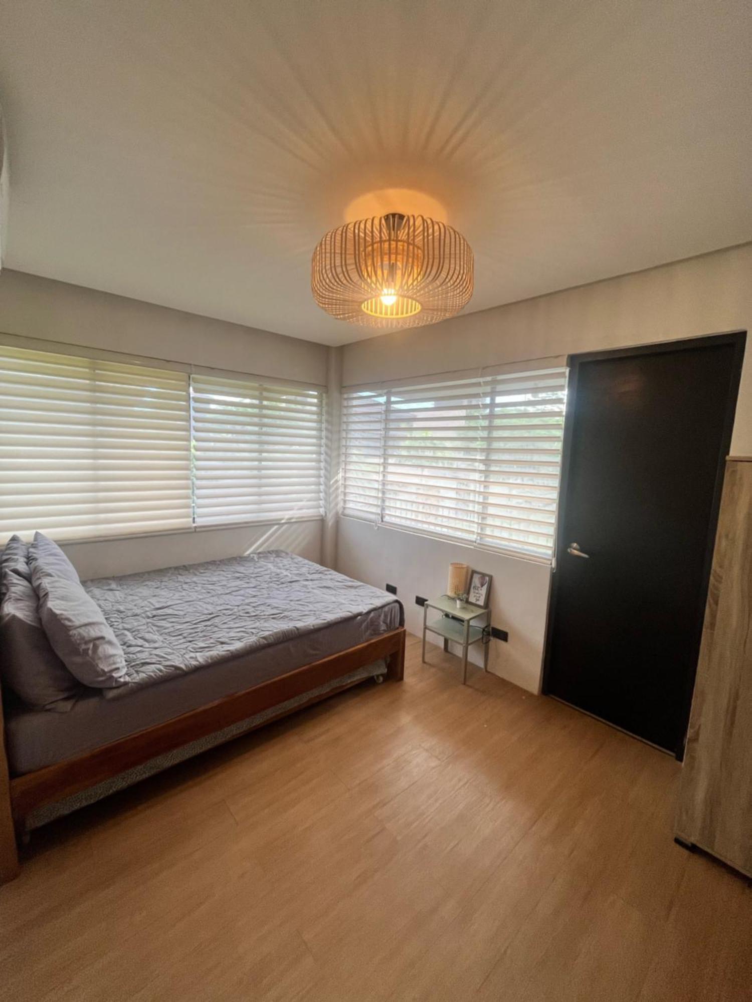Seafront Residences Vacation Getaway 산 후안 외부 사진